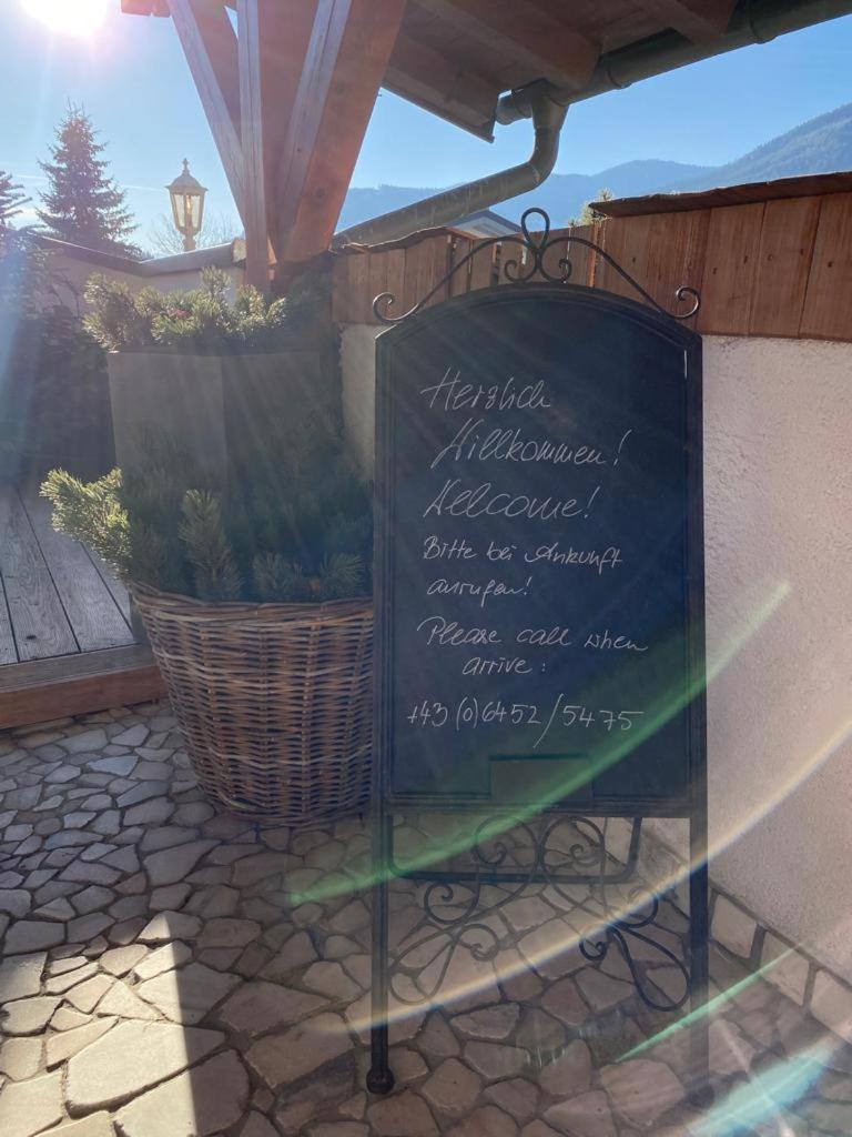 Die Feine Herberge Altenmarkt im Pongau Bagian luar foto
